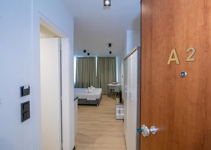 Facadoro Apartments